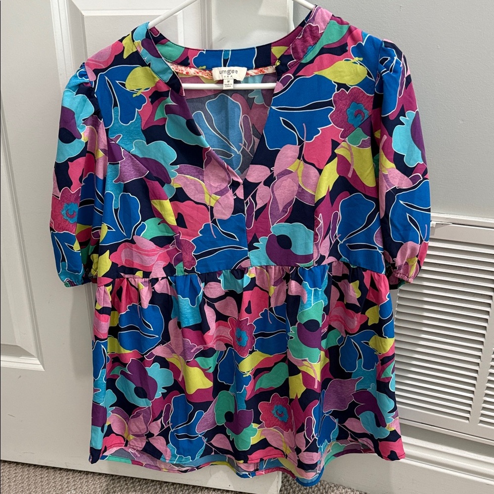 Umgee Multi-Color Floral V-Neck Puff Sleeve Tunic